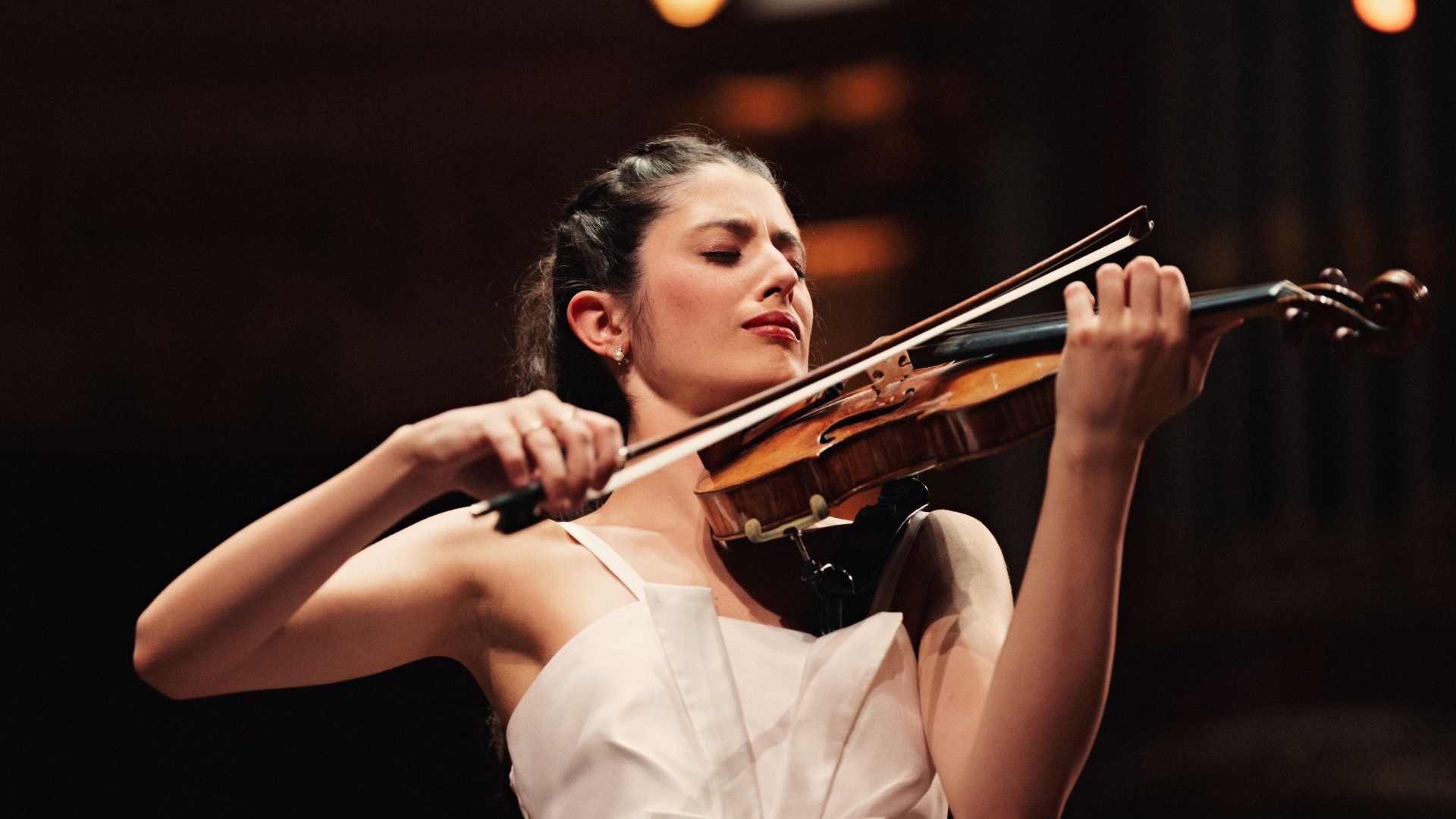 NSOI: Beethoven Violin Concerto with María Dueñas
