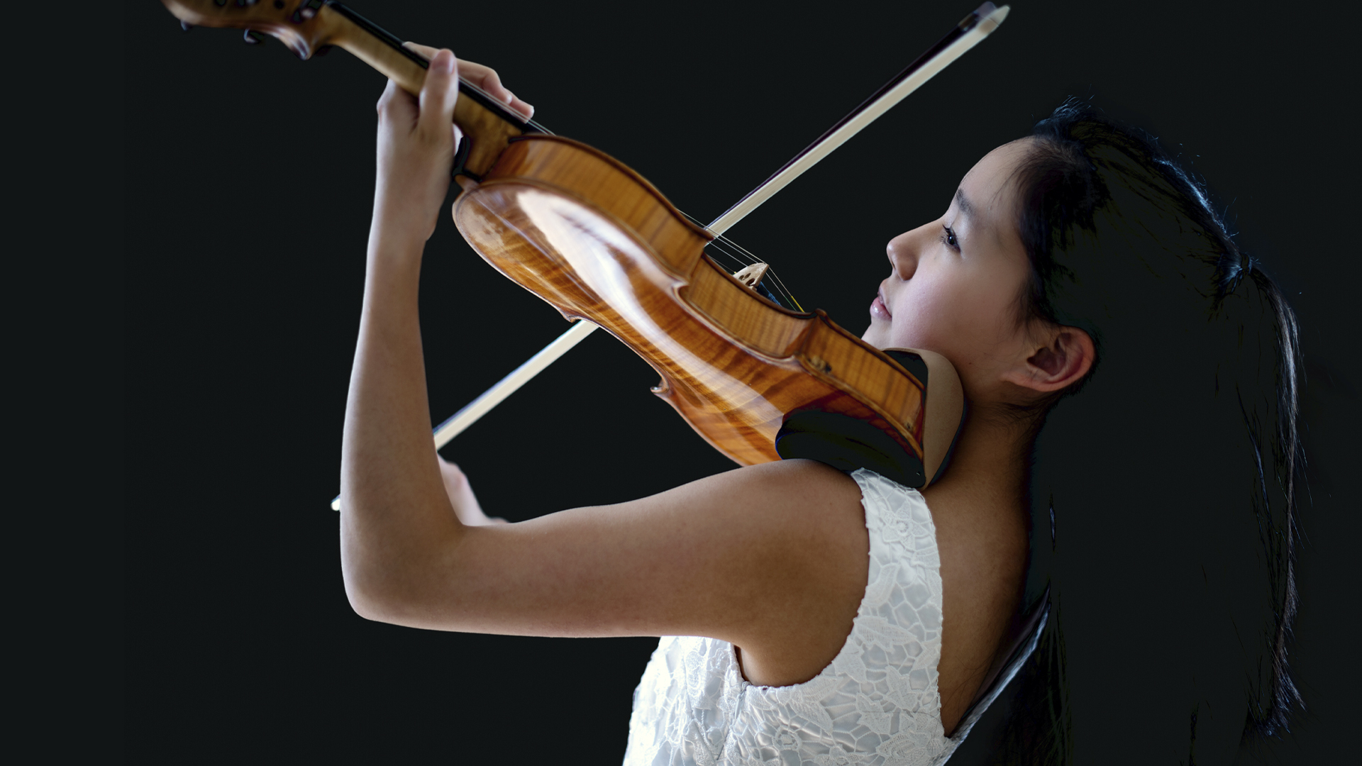 NSO: Leia Zhu plays Mendelssohn