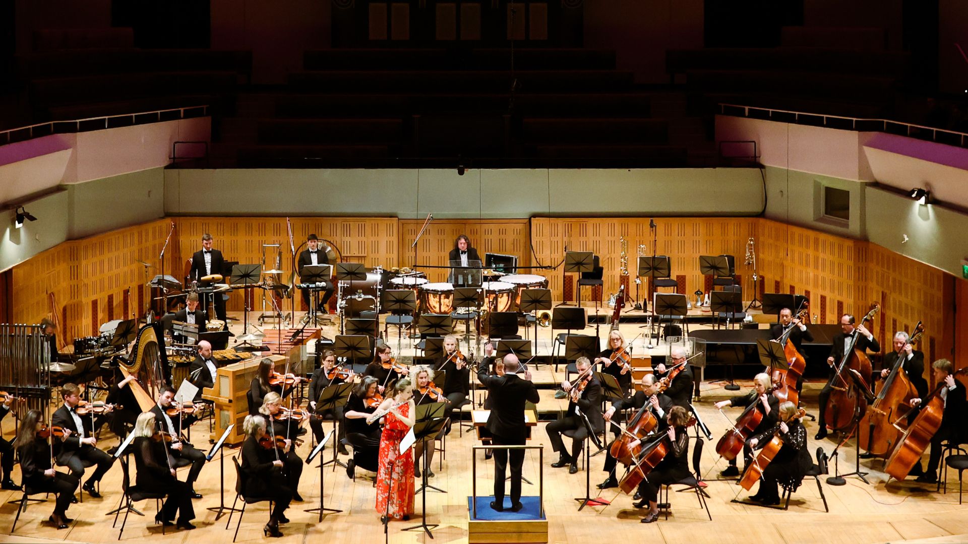 NMD25: RTÉ CO with Chamber Choir Ireland: Irene Buckley, Olga Neuwirth, Ed Bennett