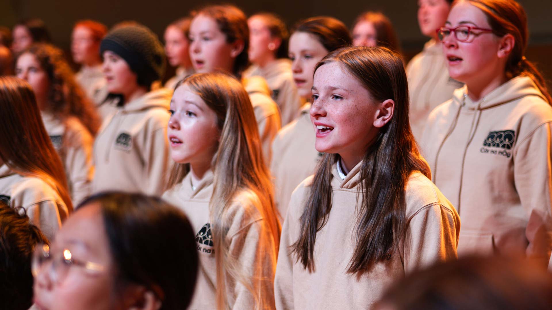 SINGALONG with Cór na nÓg!